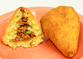 Alimento produzido pela TUBO ITA Forming and Encrusting Machine for Arancini